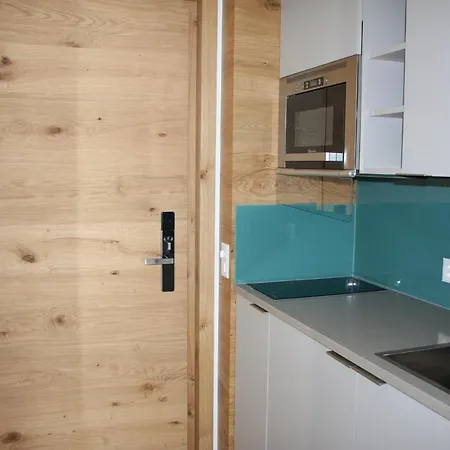 מלון Naco By Arca צרמט