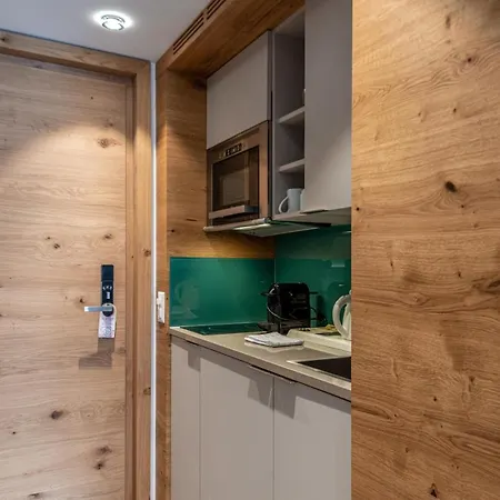 فندق Naco By Arca 4*