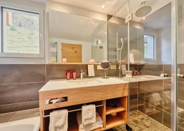 Naco By Arca Ζερμάτ