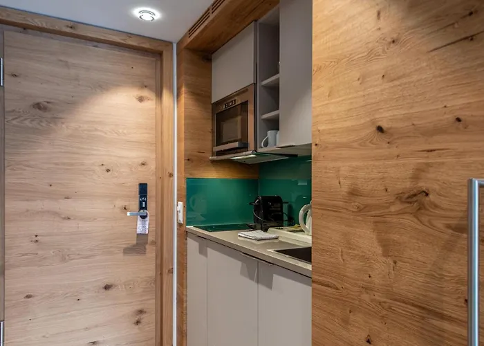 Ξενοδοχείο Naco By Arca 4*